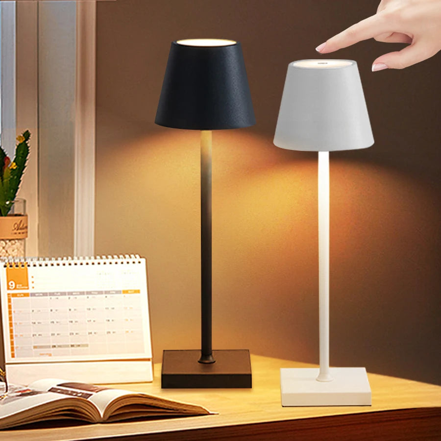 Vanta Table Lamp