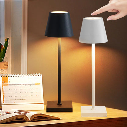 Vanta Table Lamp