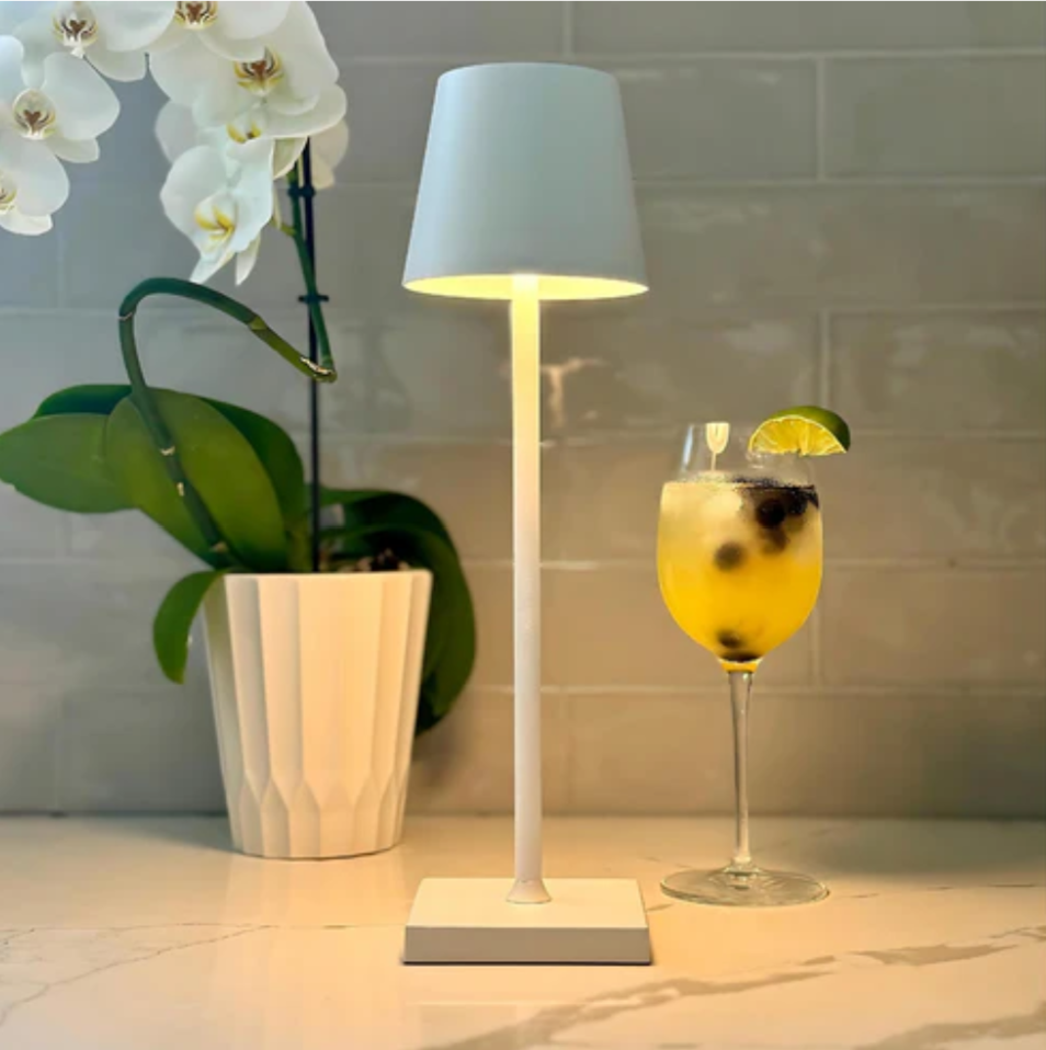 Vanta Table Lamp