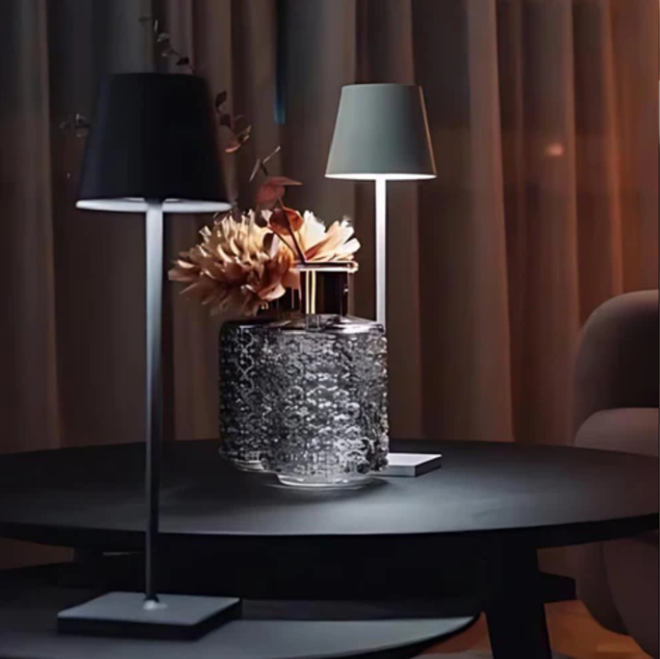 Vanta Table Lamp
